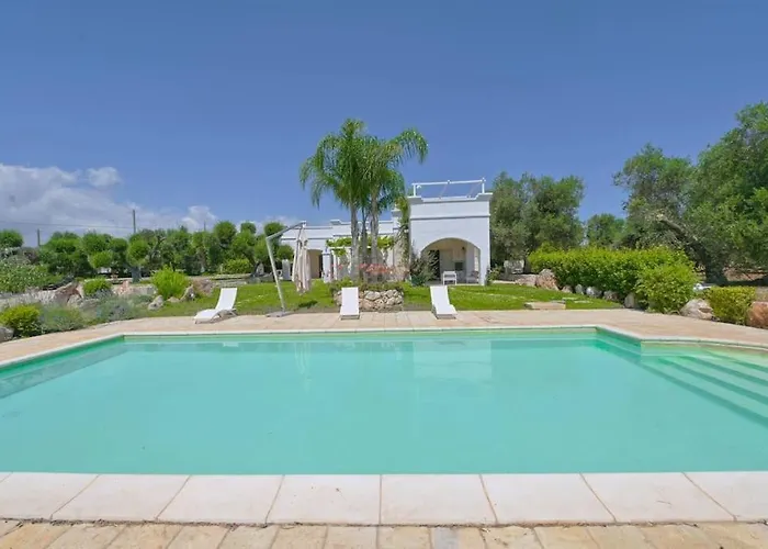 Del Cedro - Private Pool 펜션 오스투니